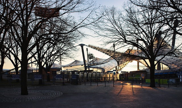 英格蘭雖然 英格蘭雖然